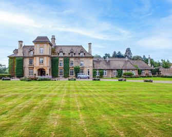 Eastwood Park Country House - Falfield - Building
