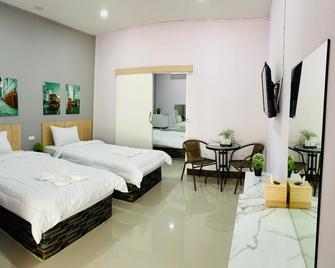 Sweet Hug Hotel - สุพรรณบุรี - ห้องนอน