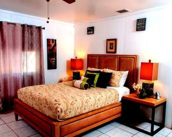 Old Town Suites - Key West - Bedroom