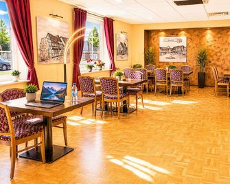Hotel Pale Wolfsburg 24H Self Check-in - Wolfsburg - Restaurant