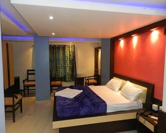 Hotel Roy's Harbour Patna - Patna - Habitación