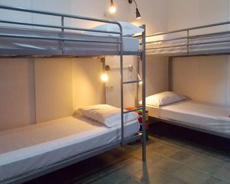 Hostel Colours - Mailand - Schlafzimmer