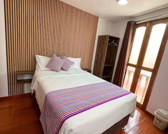 Golden Paris Hotel 'Descuentos Septiembre' - Ayacucho - Bedroom