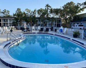 Gulf Coast Inn - Gulf Breeze - Piscina