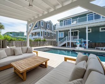 Serene Family Home with Pool 30 Steps from Beach - Fenwick Island - Pool