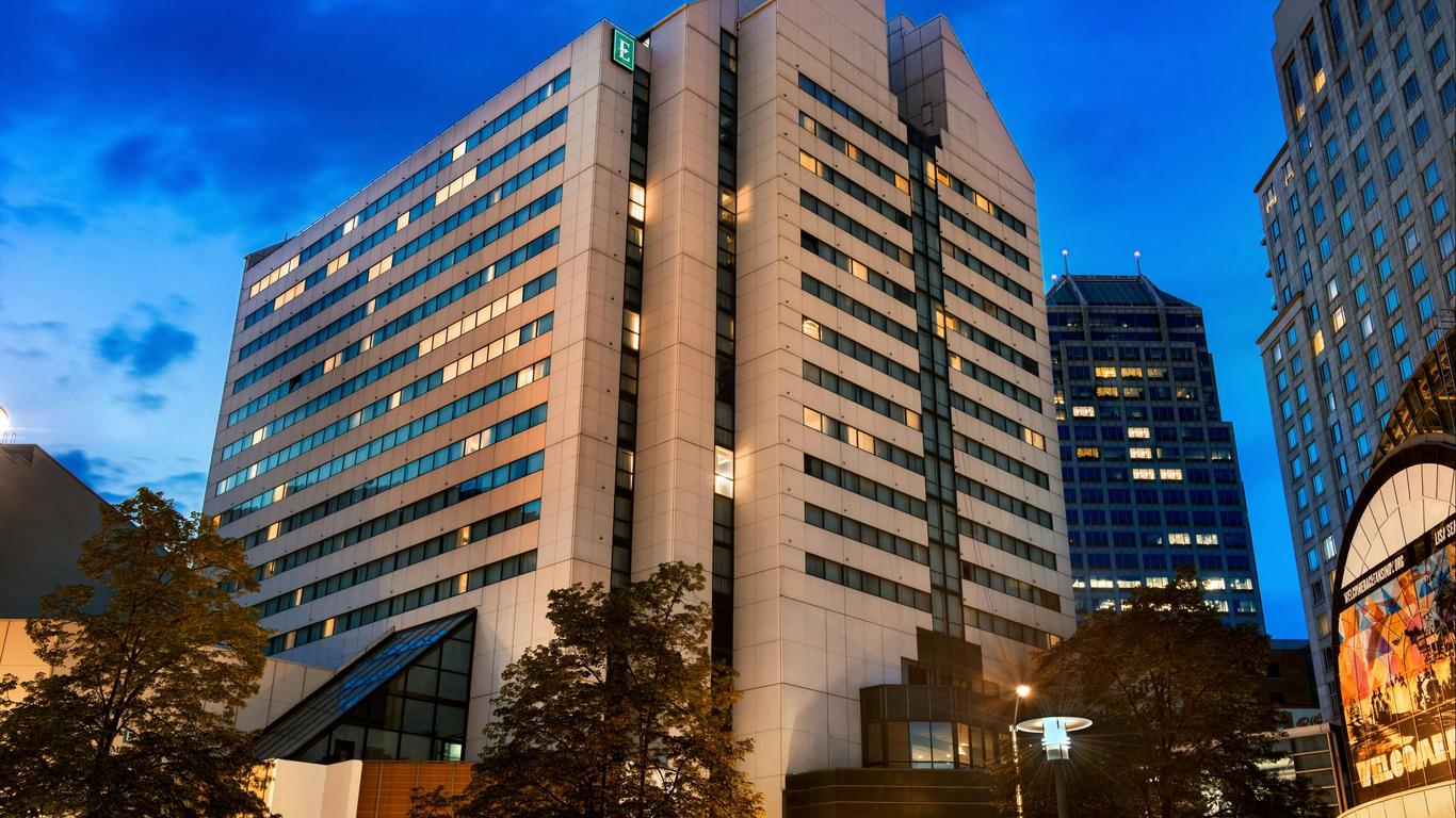 Embassy Suites by Hilton Indianapolis Downtown
