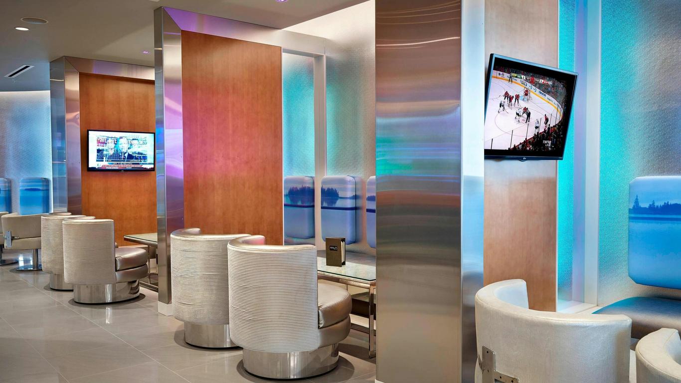 Renaissance Edmonton Airport Hotel