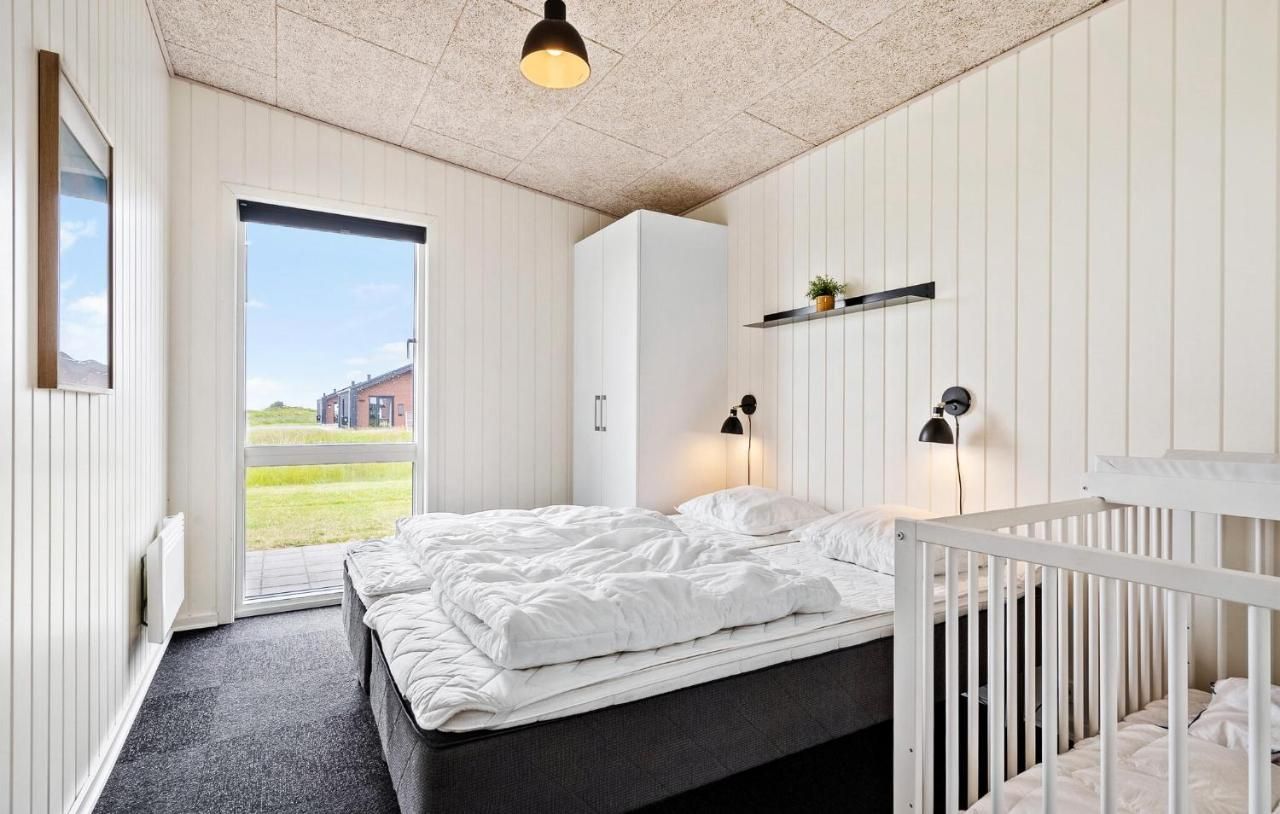 4 Bedroom Beautiful Home In Ringkøbing – Ringkøbing
