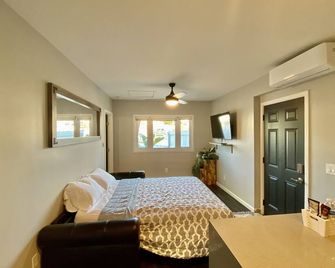NEW!!! Adorable 1 bedroom suite w/private entrance - Chula Vista - Bedroom