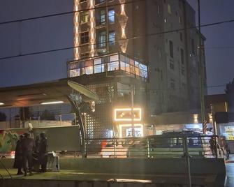 One bedroom apartment with WiFi in Addis Ababa - Addis Abeba - Bygning