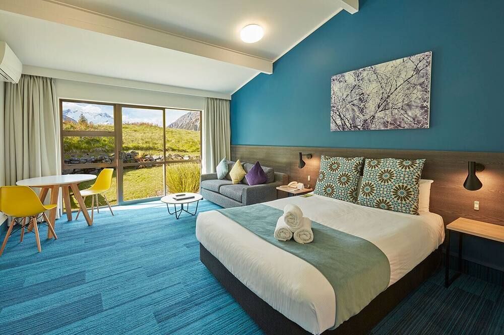 Mt Cook Lodge & Motels