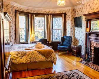 Beacon Inn 1087 - Brookline - Κρεβατοκάμαρα