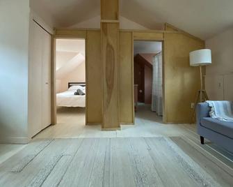 Modern Cottage One (The Lorca, Catskills) - Shandaken - Habitación