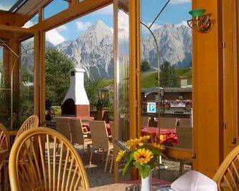 Hotel Bergland - Lermoos