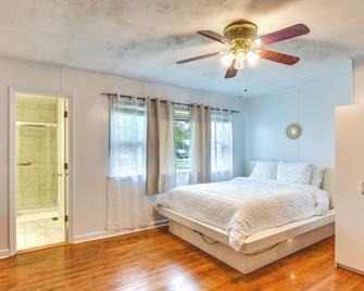 3 Mi to Dtwn: Family-friendly Sanford Home - Sanford