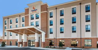 Comfort Suites Greensboro-High Point - Greensboro
