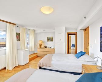 Eldey Airport Hotel - Keflavik - Bedroom