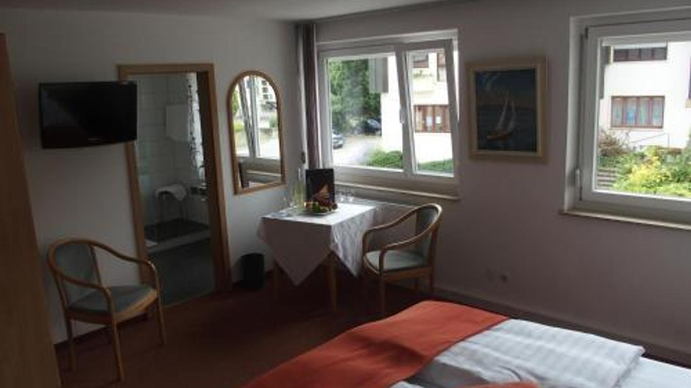 Hotel Pension Café Hasler
