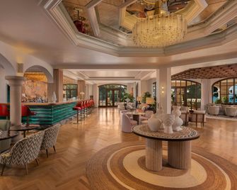 The St. Regis Mardavall Mallorca Resort - קלוויה - לובי