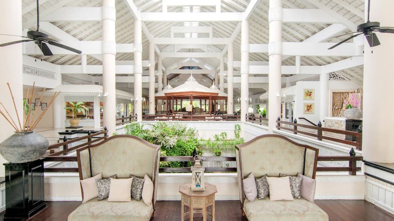 Thavorn Palm Beach Resort Phuket (Sha Plus+)