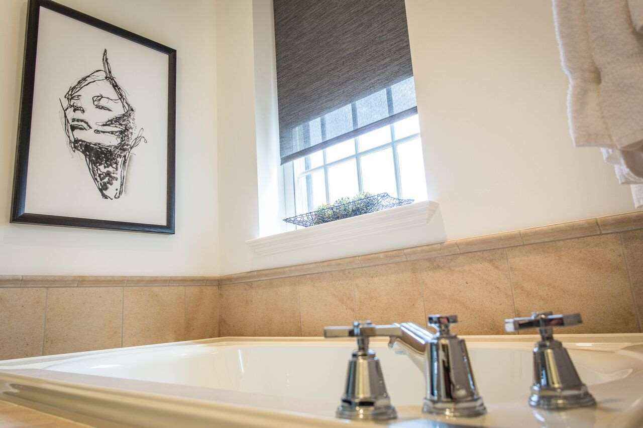 The Delafield Hotel  200     3  6  6     Delafield Hotel Deals Reviews