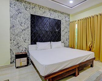 Hotel O Glassy - Bhilai - Bedroom