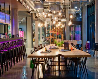 Moxy Stuttgart Airport/Messe - Leinfelden-Echterdingen - Restaurang