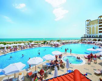 Hotel Riu Helios Bay - Obzor - Pool