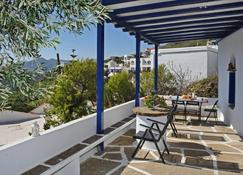 Revisited agricultural housing in the center of the island of Tinos - Tinos - Balcon