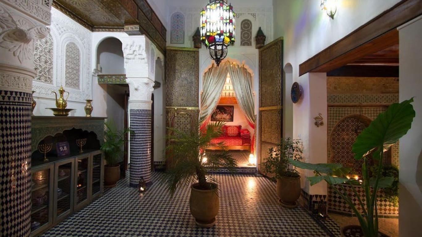 Riad Sanaa Rose