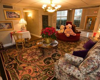 Hotel Grand Victorian - Branson - Lobby