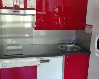 Rental Studio 4/6 Persons 2100m Tignes Le Lavachet (From Saturday To Saturday ) - Tignes - Kitchen