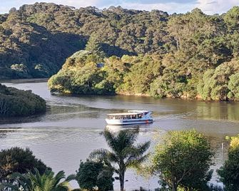 Waterfalls Estate - Motel & Campground - Paihia - Outdoor view
