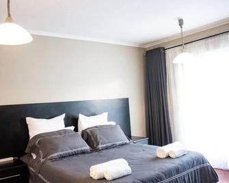 Inviting 3-Bed Apartment In The City - Mutare - Habitación