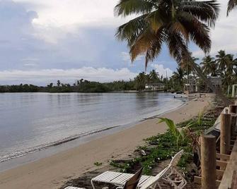 Sunrise Cottage - Fajardo - Beach