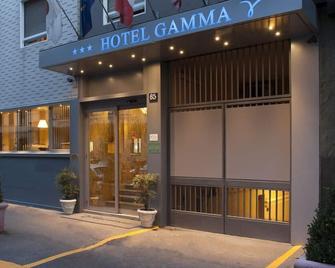 Hotel Gamma - Milão - Edifício