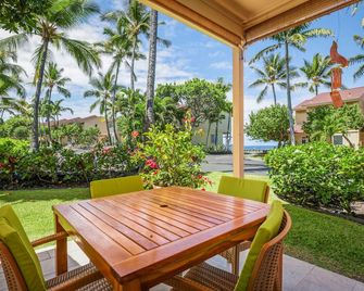 Ocean, Beach, Pool - Just Steps Away - AC in both bedrooms! Ask About Free Night - Kahaluu-Keauhou - Patio