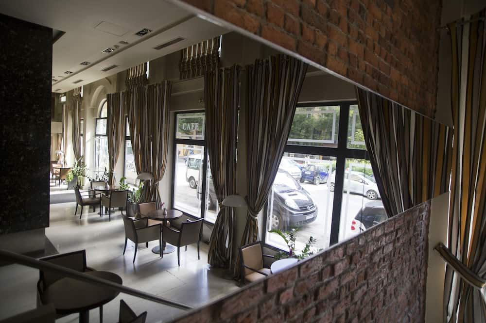Davitel - Tobacco Hotel from $96. Thessaloniki Hotel Deals & Reviews