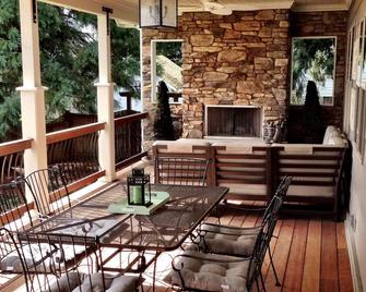 Grant Street - A Carlton Wine Country Home - Carlton - Patio