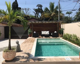 Flats de Sumatra - Camburi - Pool
