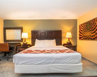 سيفيلا إن - نير ميديفال تيمز - كيسيمي - غرفة نوم