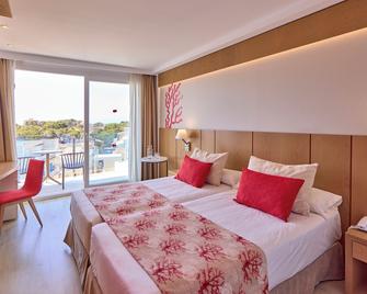 Universal Hotel Perla - Manacor - Camera da letto