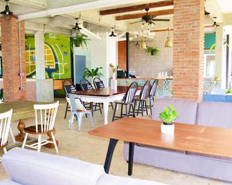 Home Ayutthaya - Ayutthaya - Restaurante