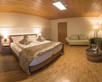 Hotel Zum Anker - Neumagen-Dhron - Bedroom
