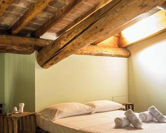 Agriturismo Beatilla - Mantua - Bedroom