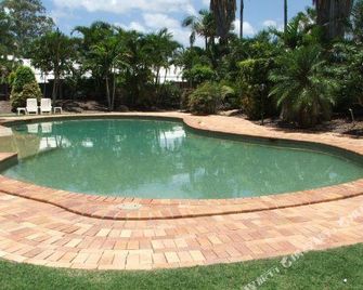 Bay Hideaway Resort - Hervey Bay - Pileta