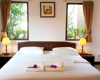 Areena Resort and Hotel Uttaradit - Uttaradit - Habitación