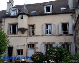 La Maison Xviiie - Moulins - Bâtiment