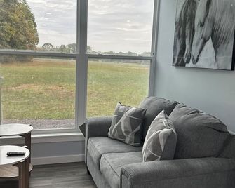 Magnolia Estate Container Home - Sardis - Sala de estar