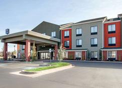 Comfort Inn and Suites Norman near University - Norman - Edifício